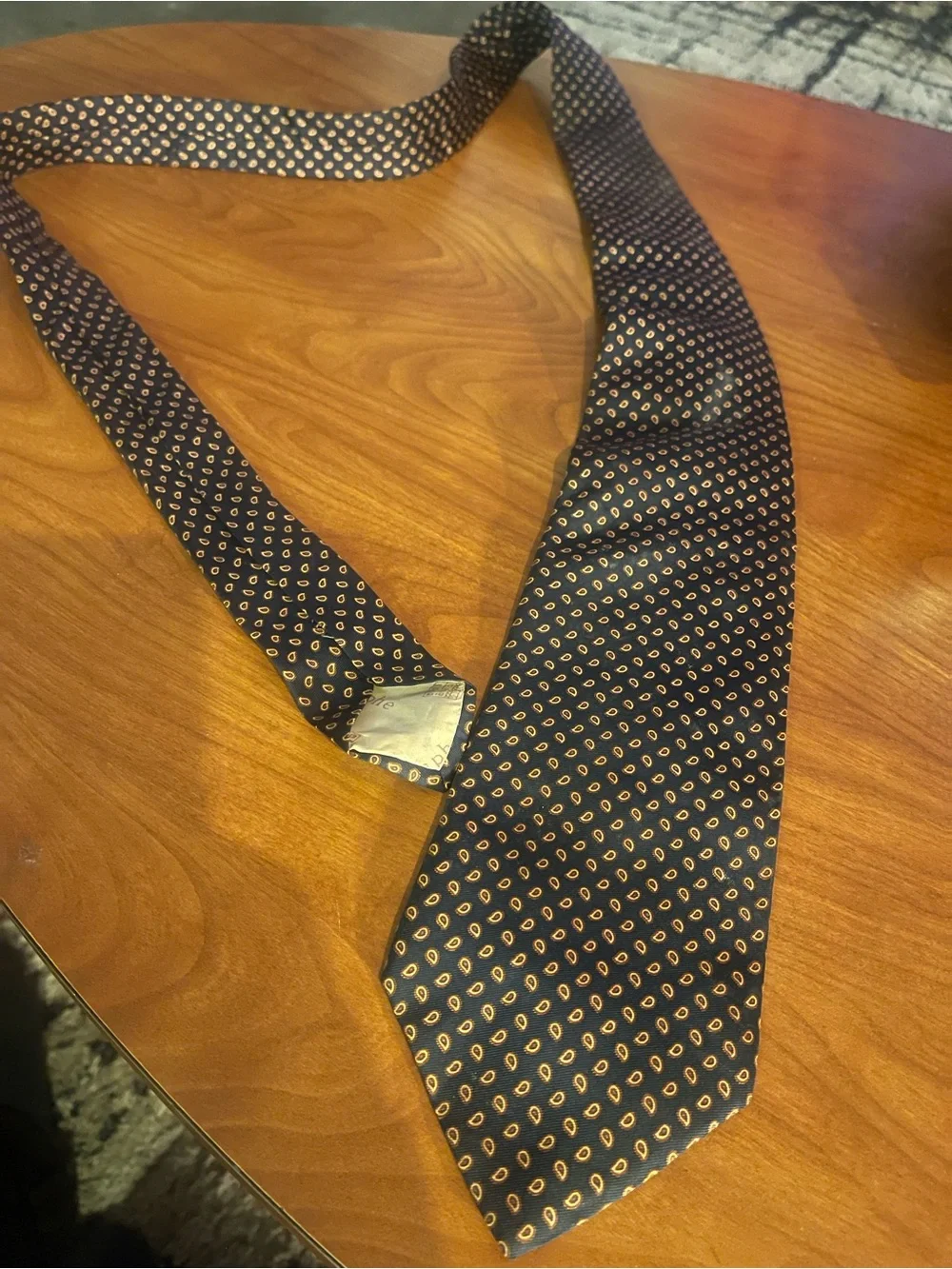 Men's Navy Blue Patterned Silk Tie